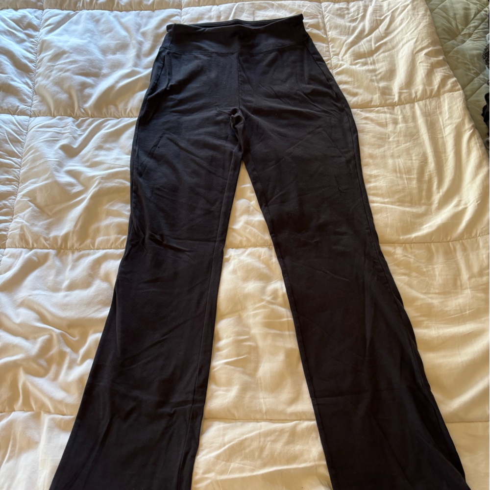 SO Black Bootcut Yoga Pants Size Small